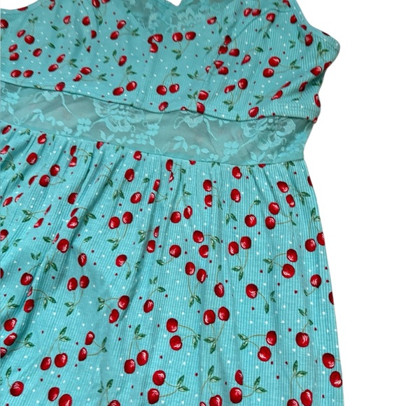 TORRID Women’s Super Soft Rib Lace Trim Sleep Chemise Cherry Cherries Size 1 - Picture 6 of 13